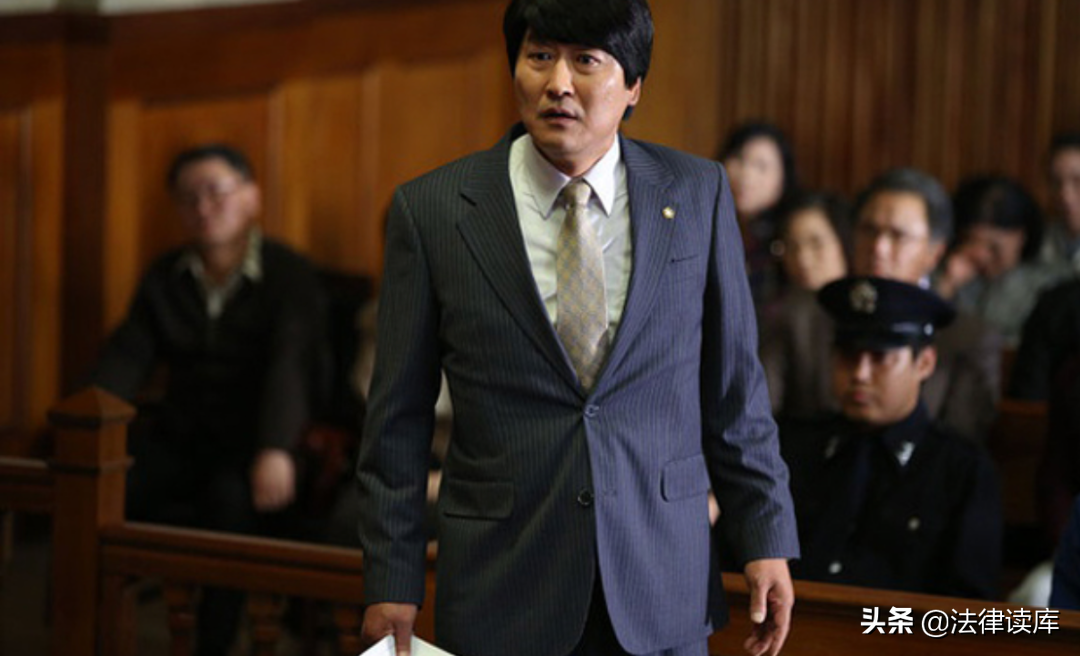 律师可以批评检察官和法官吗？