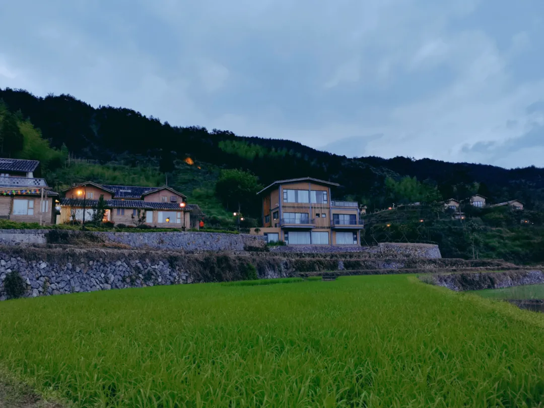 「宁德寿宁·梦龙天池」夏日避暑民宿，睡进湖光山色里