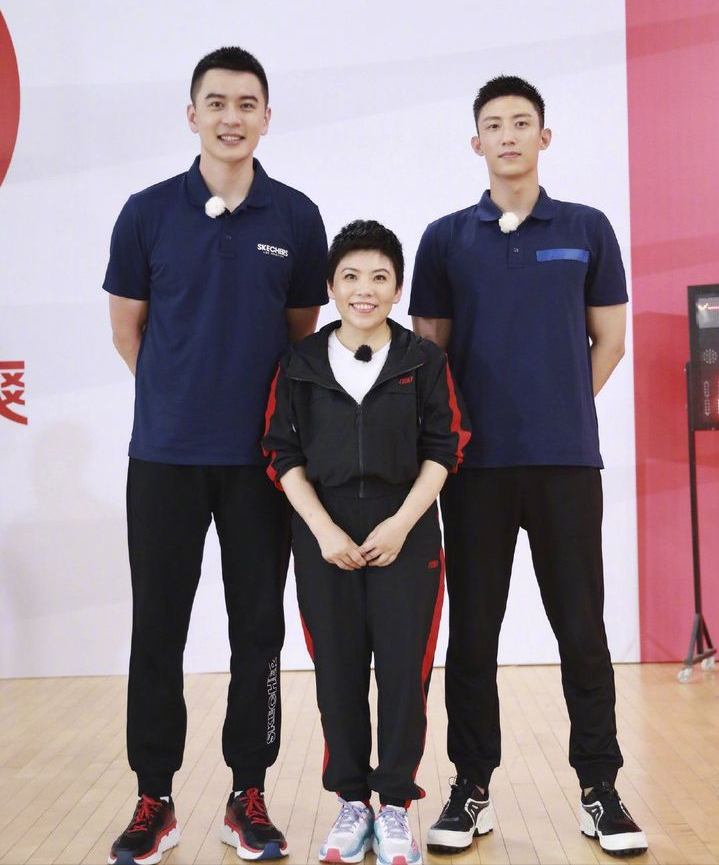 杨鸣图片("体坛第一帅哥"?我承认我心动了)