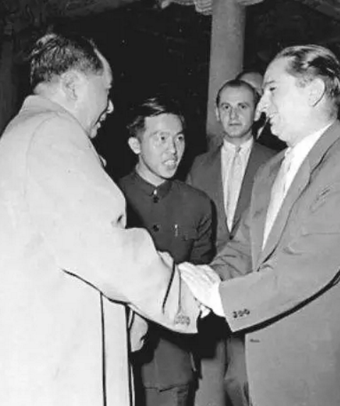 主动放弃月薪680银元的工作，毛泽东的格局到底有多大？