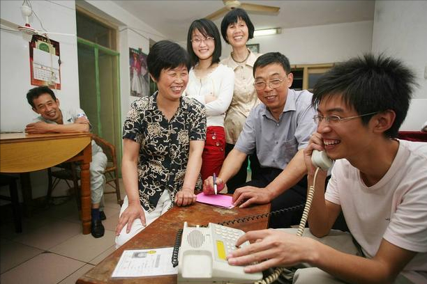 河南发布高考录取分数线！二本线只有400分，网友：这分数算高？