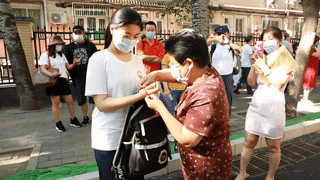 侠客岛：“非常”高考的非常事