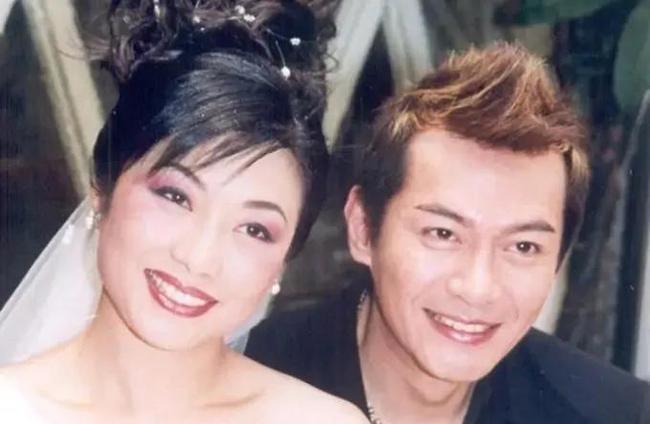 婚外恋邓萃雯，住在村子里卖保险，59岁的江华经历了什么？