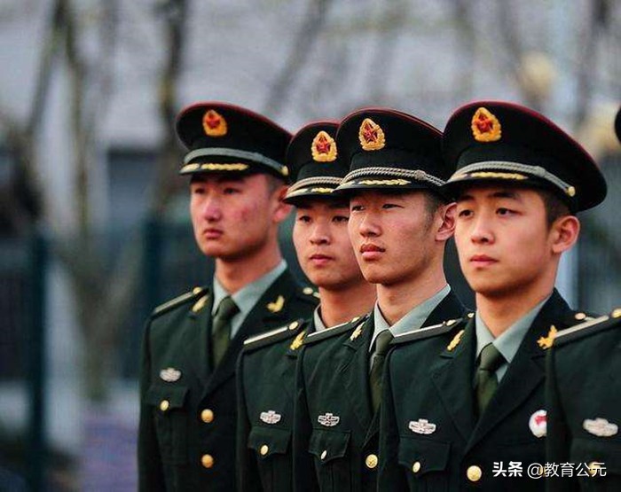 高考志愿：这4所军校实力不俗，录取分数线比较低，适合中等考生