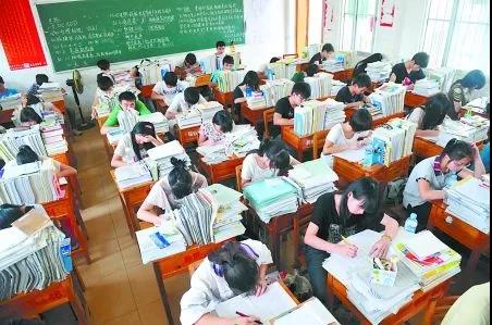 又是一年高考时，为何总是梦见回去参加高考？