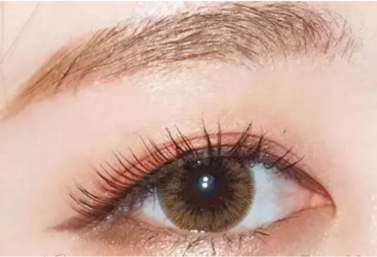 “新手化妆”保姆级教程来啦，助你打开化妆世界的第一道门