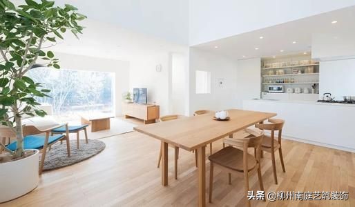 无印良品装修风格解析：简约自然的MUJI生活美学