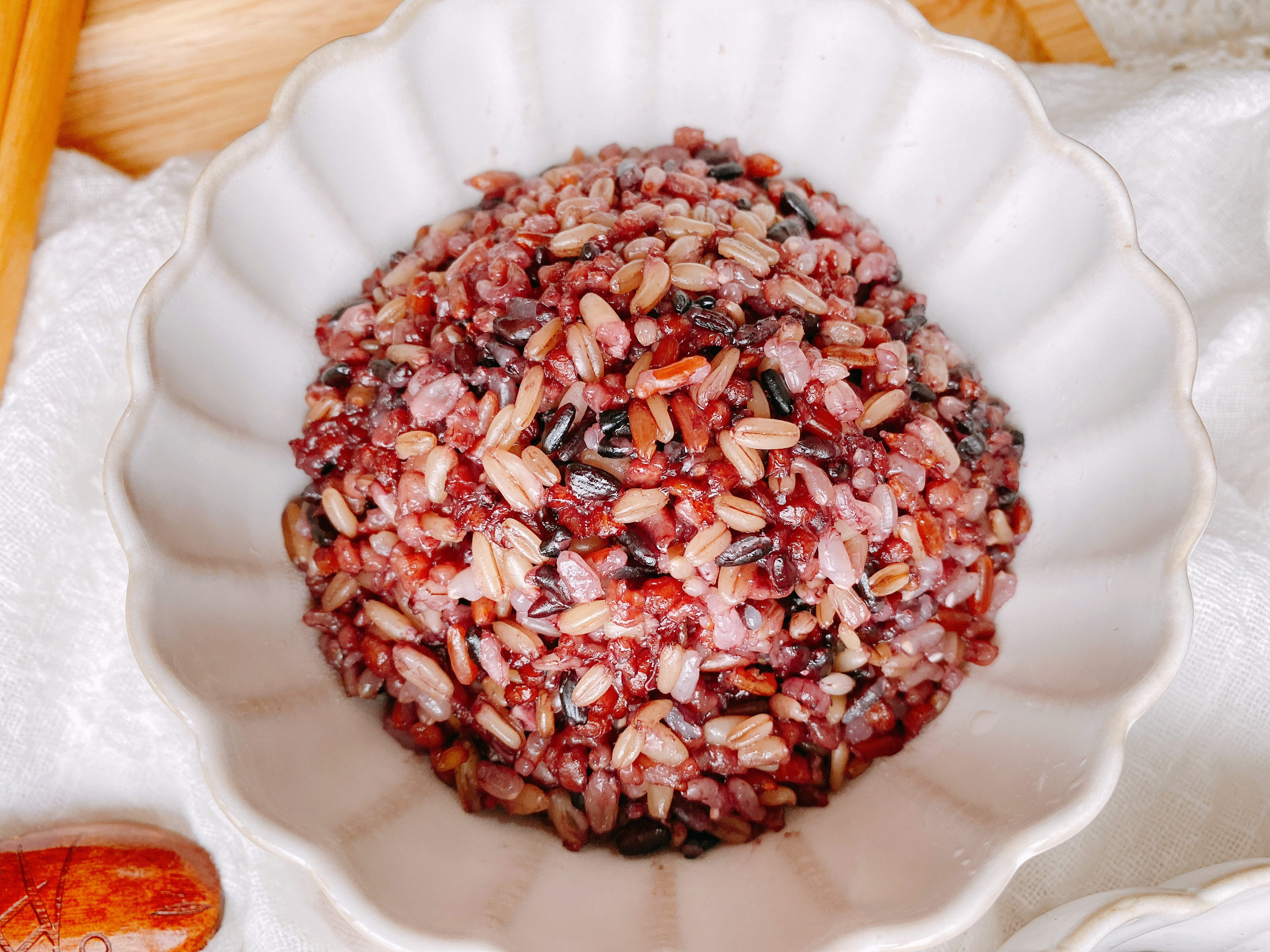 2分钟学会5色杂粮饭的做法,这样煮口感好颗粒分明,轻松甩掉肥膘