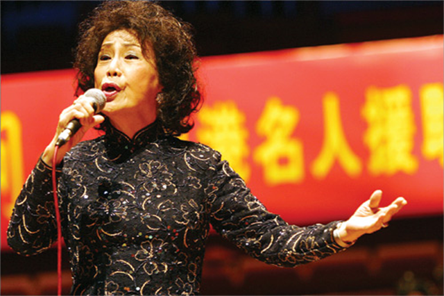 一生从不与二房三房子女合影霍英东独尊大房的表现不止财产分割