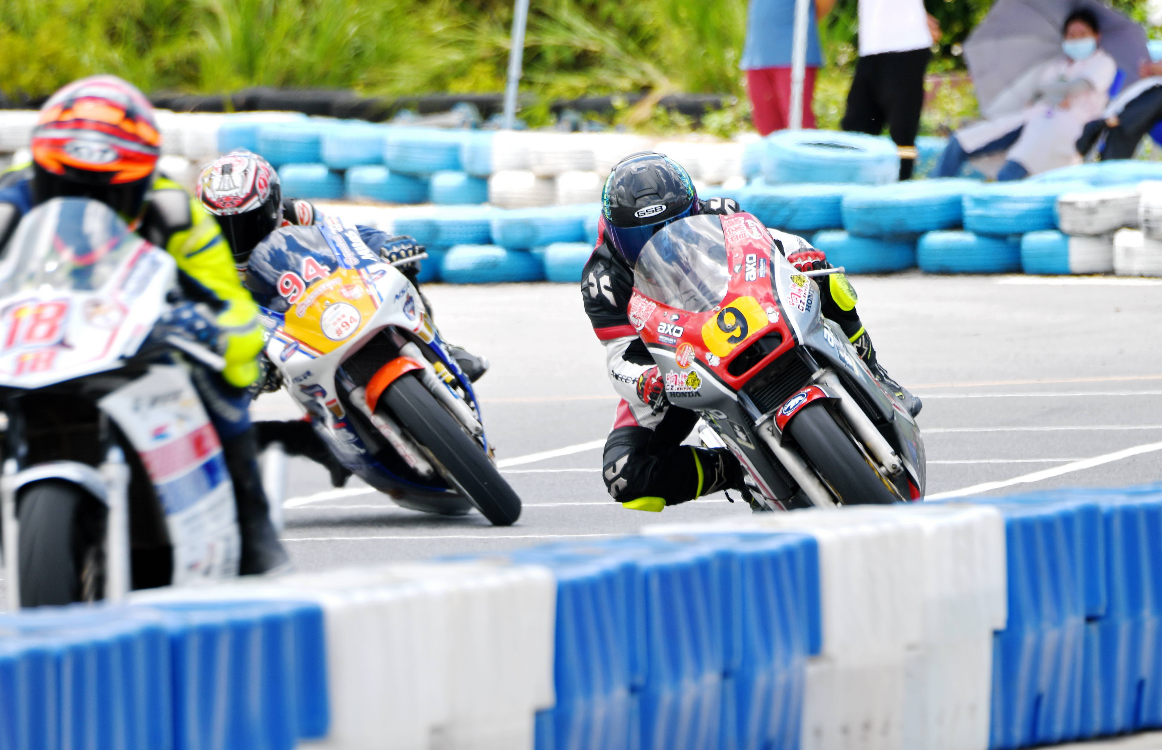 郑伟雄赛车(伟业达 GP：2021 大湾区摩托车大赛 改装街车公开组（2T）)