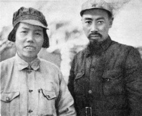 长征之路有多难？600人分9只羊，周恩来高烧40度，背心上爬满虱子