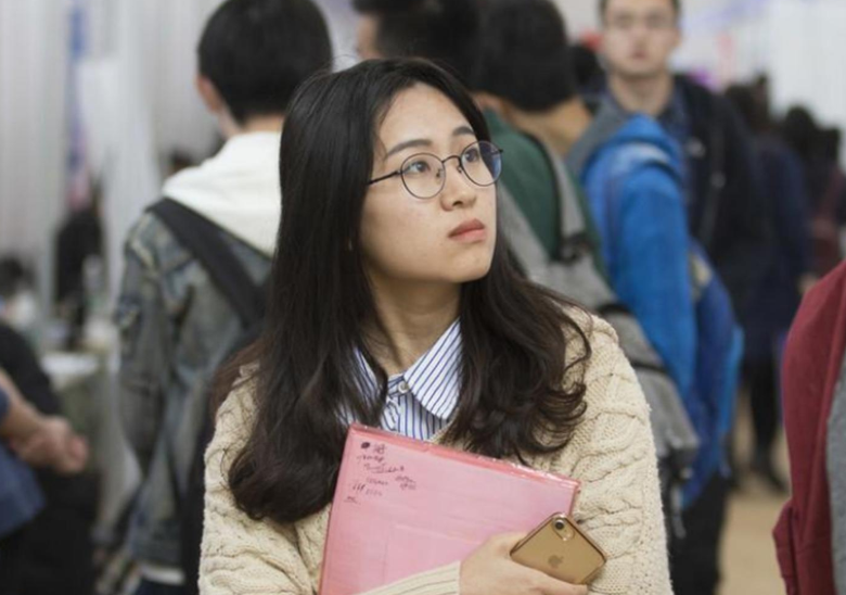 花几万报名“公务员”培训班，究竟值不值得，过来人告诉你真相