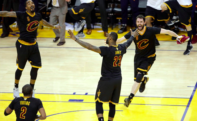 为什么nba球员穿的衣服找不到（NBA曾经力挺的短袖球衣，后来为什么消失了？）