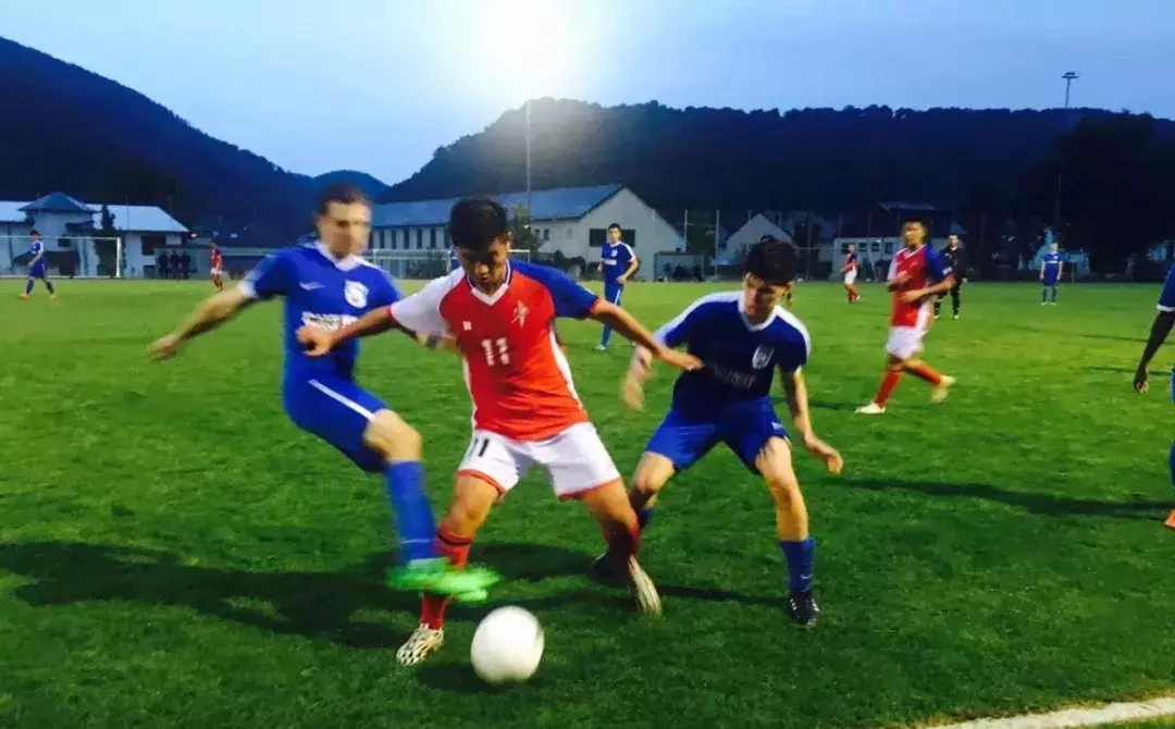 高考分数线陆续公布，而踢球好的他们免考就可进入高校