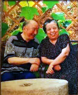 陈强女儿(著名演员张山回忆岳父陈强:岁月流金翁婿情浓)