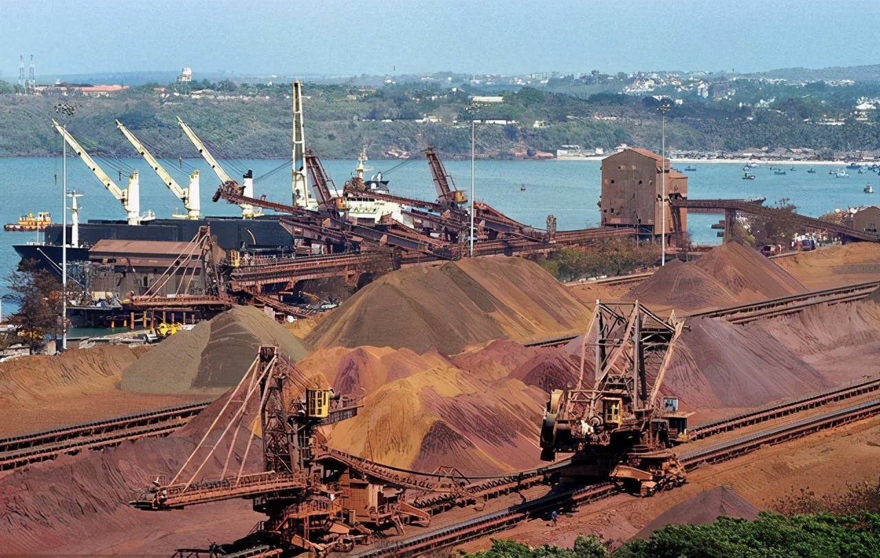 铁矿石价格这么贵,我们为何不改用废铁?拆下的废铁最后去哪了?