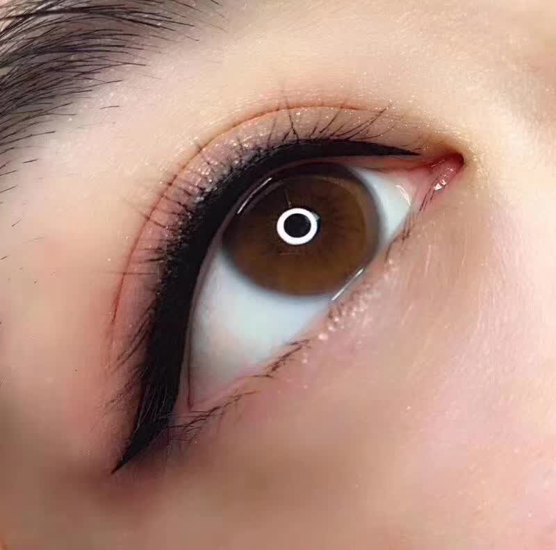 纹眉眼唇优美句子