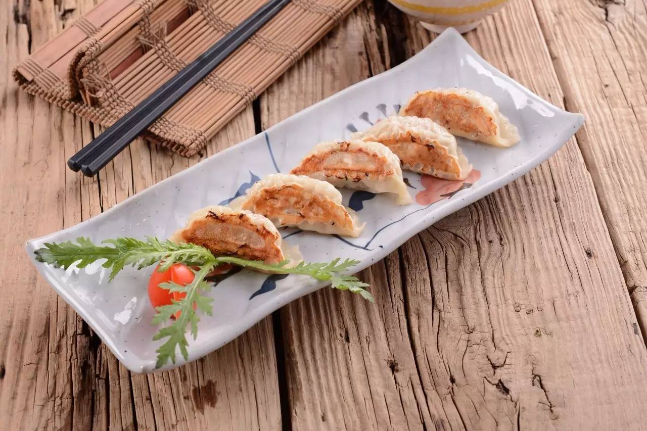 圖片[4]-【藕丁豬肉煎餃】做法步驟圖 香而不膩又能解饞 全-起舞食譜網