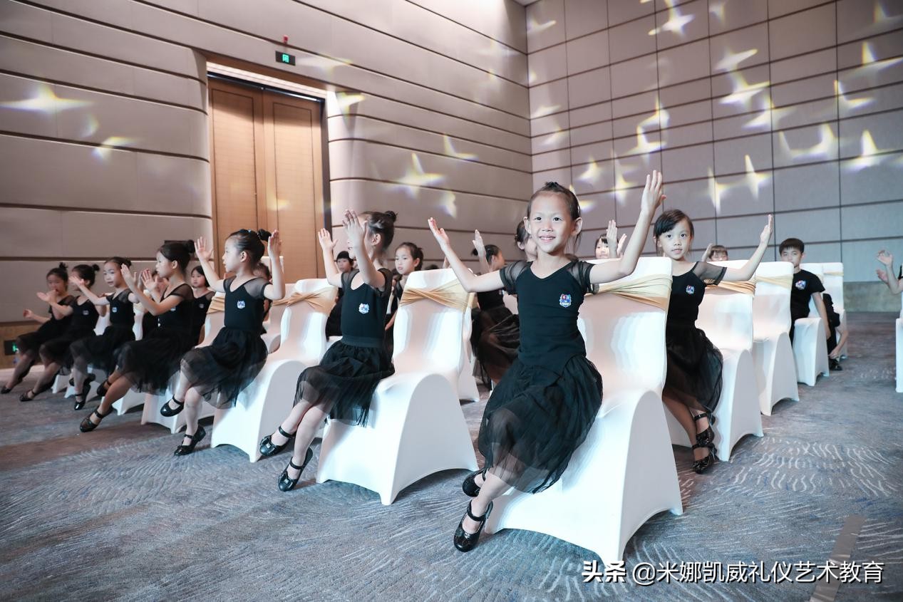 这是什么神仙父母教出来的孩子，竟如此优秀