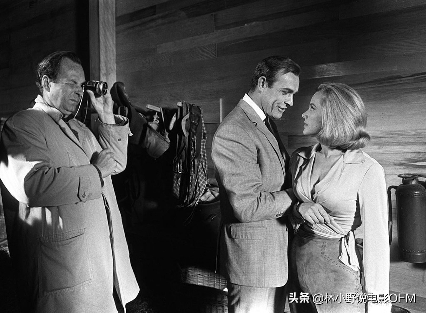 《阳光下的罪恶》女主角是邦女郎，男配是“查泰莱夫人的情人”