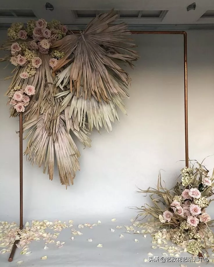 一边享受生活，一边贩卖幸福，带你全面了解花艺创业全能班