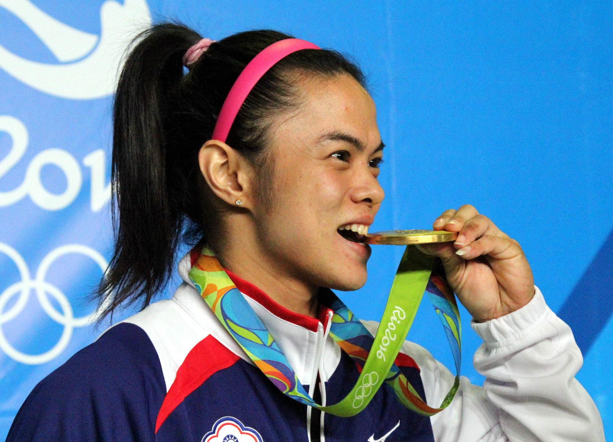 我国曾经的奥运冠军,陈晓敏就曾因为想为建设希望小学筹集善款,不惜