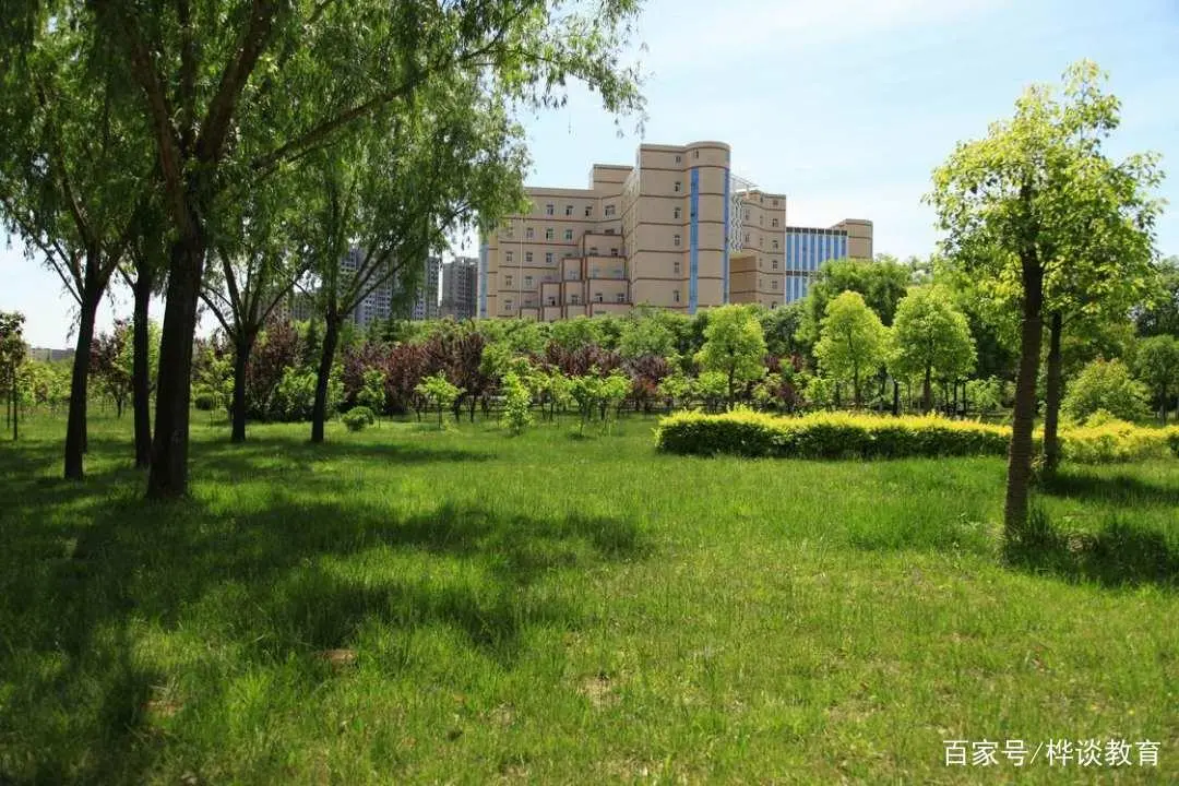 两所400多分就可录取、公办二本院校，性价比很高，值得报考！