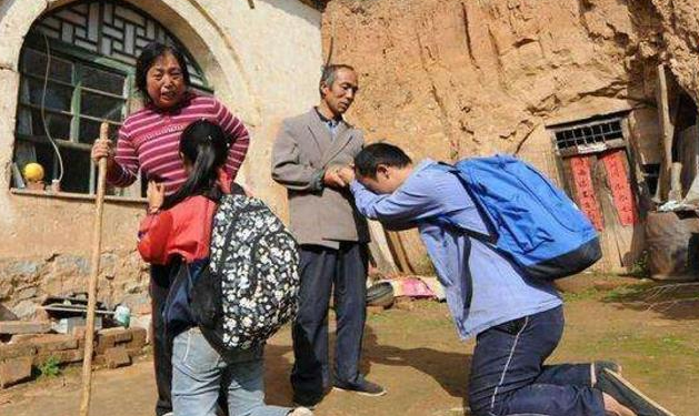 寒门难出贵子？高考状元“家庭背景”曝光，家庭实力讽刺又现实