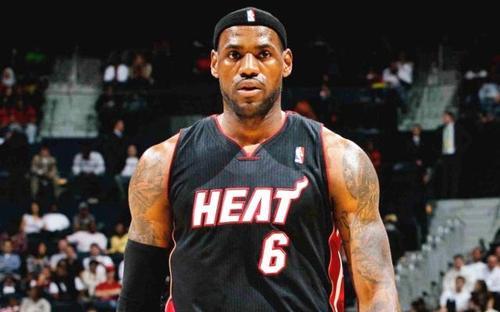詹姆斯为什么没有入nba名人堂（名人堂无悬念，但身体这一问题，将推迟詹姆斯入选时间）