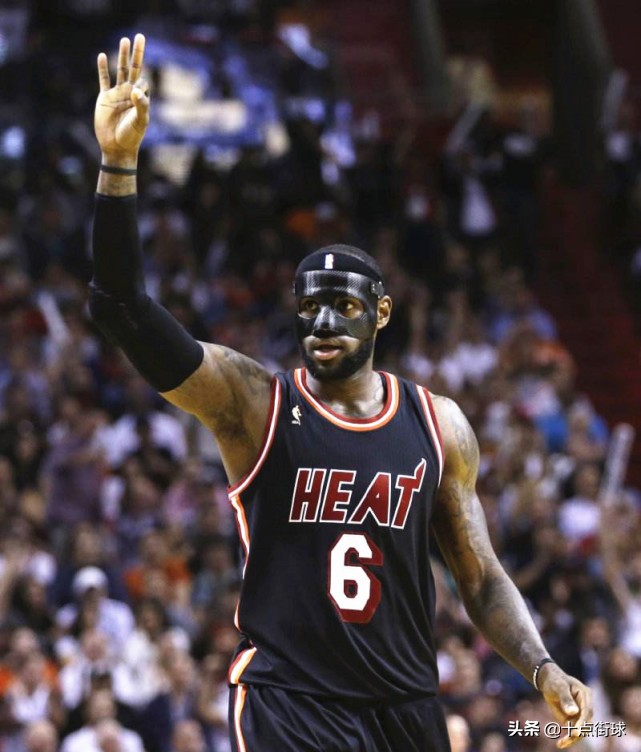 为什么nba的会戴面具（当年NBA为什么要禁止詹姆斯佩戴黑色面具？顾及观众，理由很滑稽）