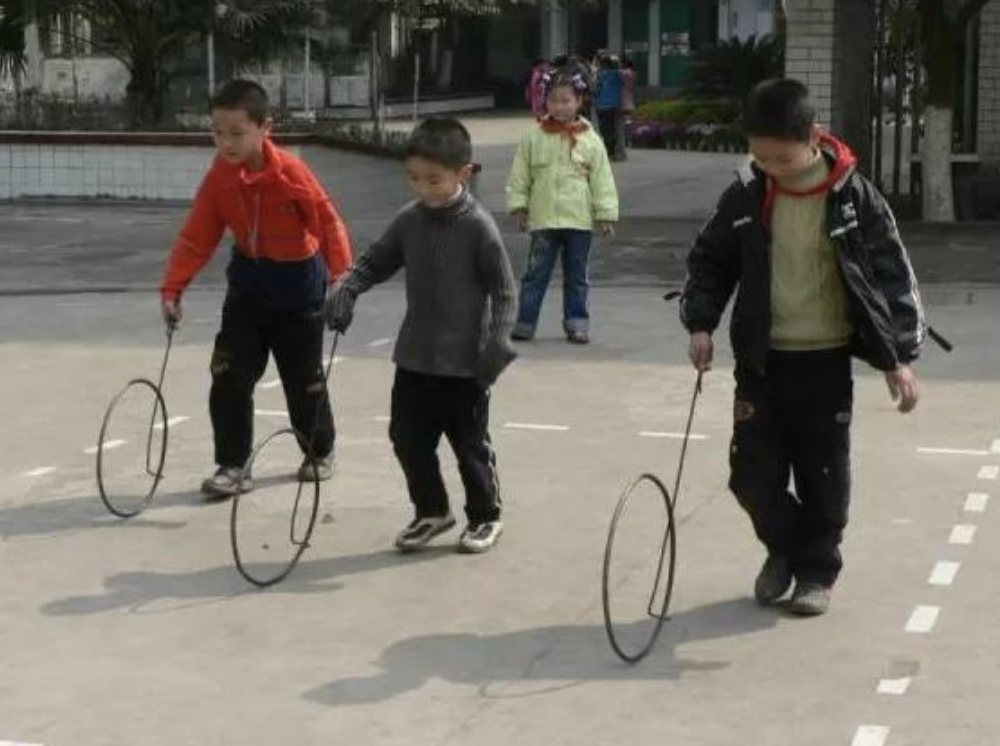 盘点70个童年经常玩的游戏，一秒拉回到小时候