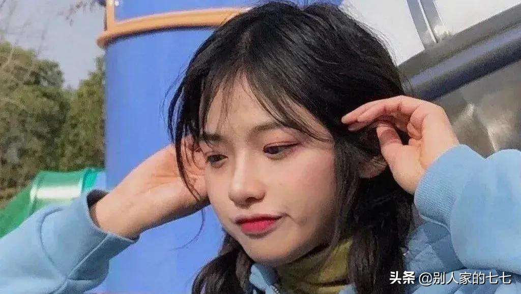 一个男人害怕“失去你”,才会发这3句话给你,不爱做不到如此