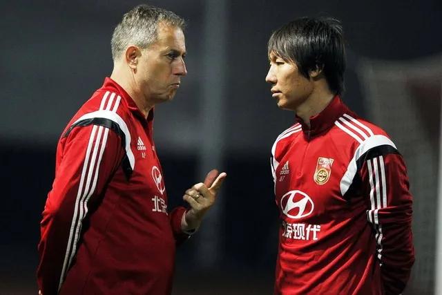 03年国足为什么能进世界杯（李铁的故事：留学到留洋 征战世界杯到备战12强 为中国足球鞠躬尽瘁）