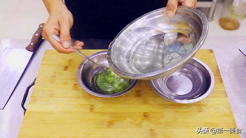 外面排队1小时！大厨教你在家做蜜糖板栗，简单3步，个个香甜软糯