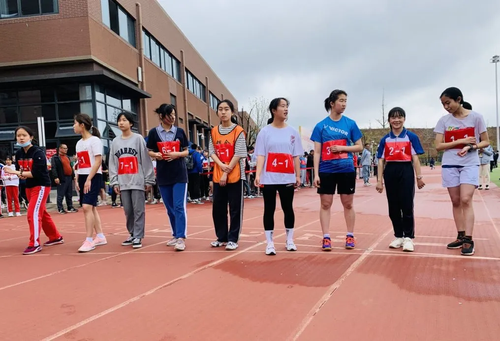 南京宇通实验学校在2021年南京市冬锻项目竞赛中荣获佳绩