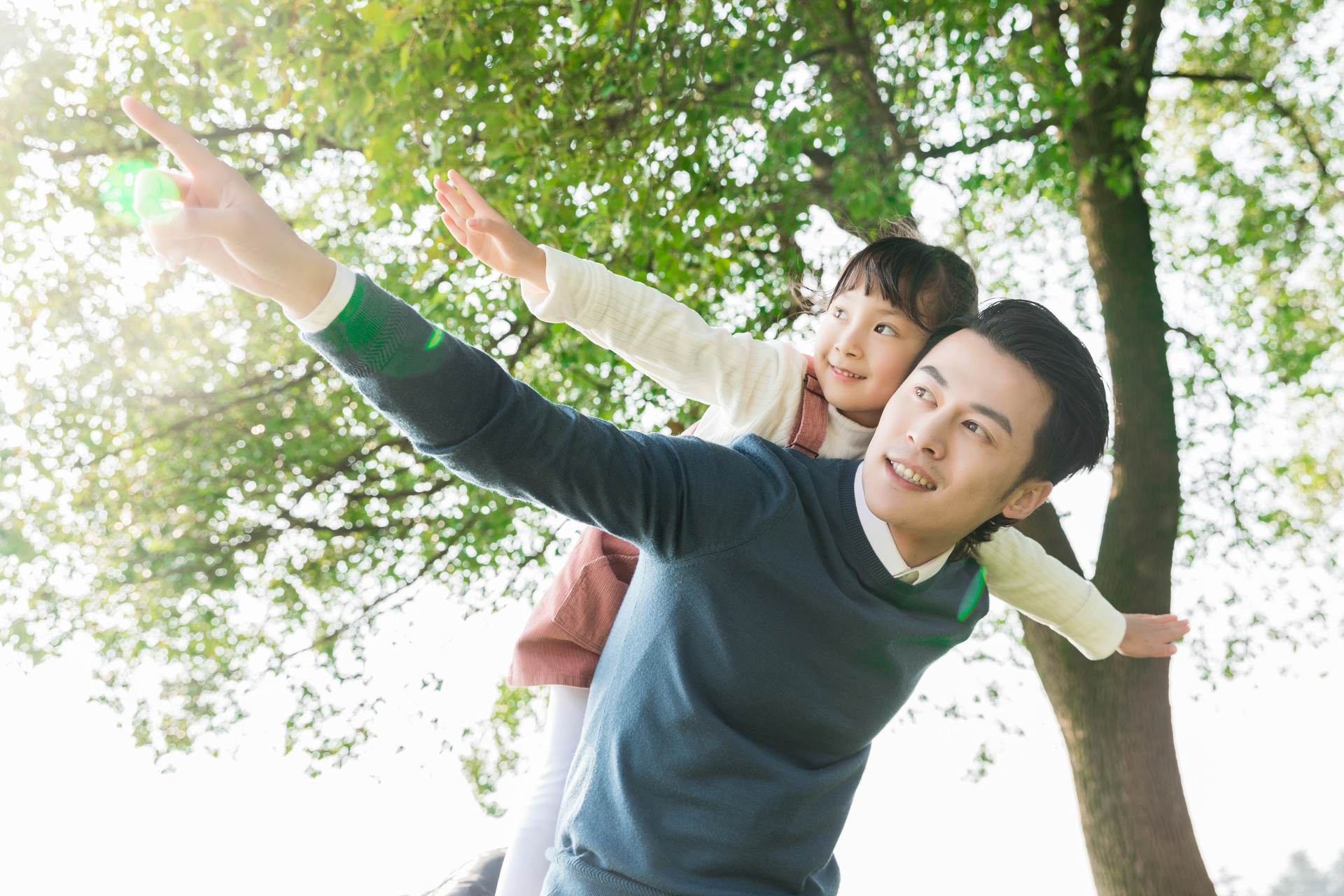 海边旅游回来4岁孩子皮肤被晒伤，医生：孩子比大人更需要防晒