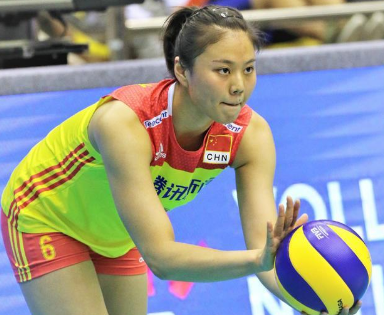 龚翔宇球场位置(出生体育世家的龚翔宇,186cm长着一副明星脸,是女排的