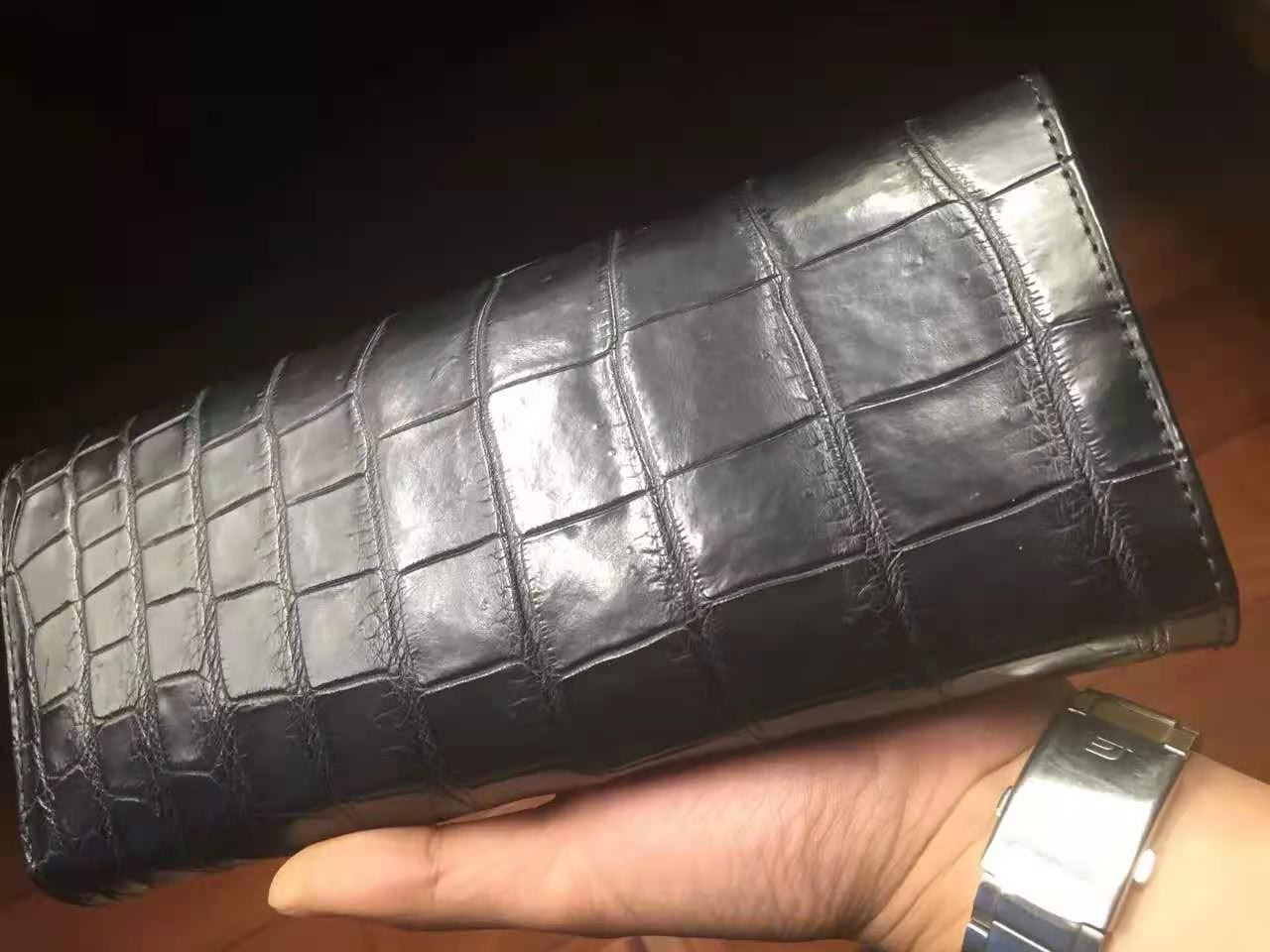 人造革是什么样子的（超全面珍稀皮革博览：33种罕见皮革材料图文集合）