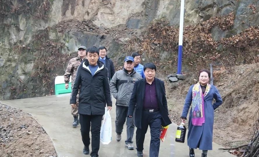 教育扶贫 陕西正大教育集团三十年初心不改