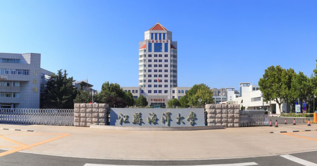 改名“很失败”的985大学，名气一落千丈，改回原名再得“复宠”