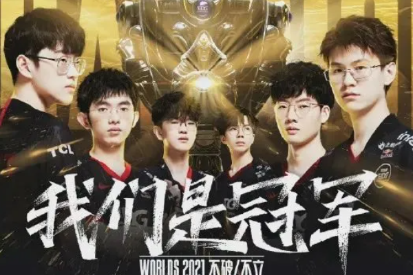 全国高校炸了！深夜裸奔，倒立洗头，剃光头，孩子们为何这么疯狂