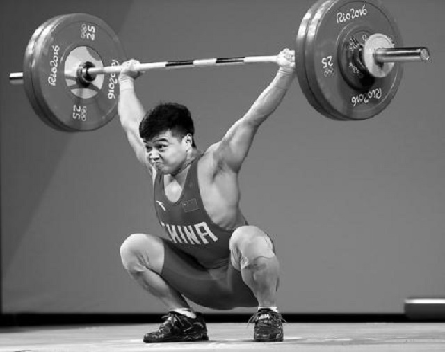 举重运动员力量有多大(力能扛鼎的霸王项羽,举的鼎有多重?