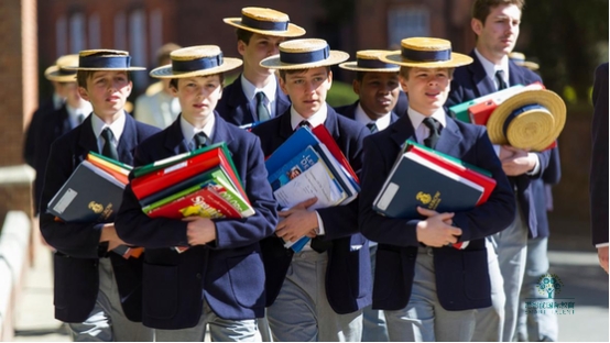 香港哈罗国际学校（带着草帽的少年）