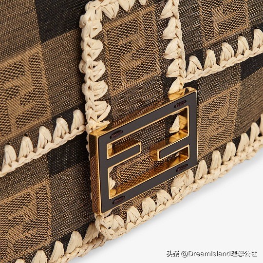 新包 | Fendi 更新2020春夏系列手袋：Peekaboo 大尺寸托特包