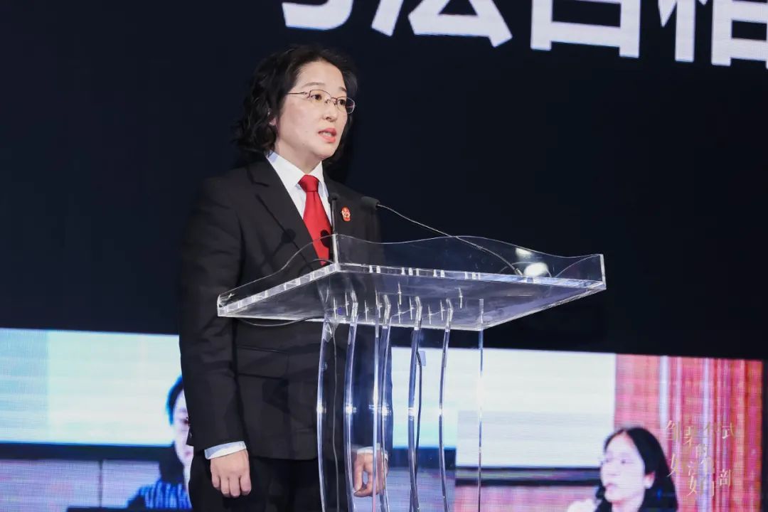 何为“邹碧华式的好法官、好干部”？24位上海法院人这样传承“燃灯者”精神