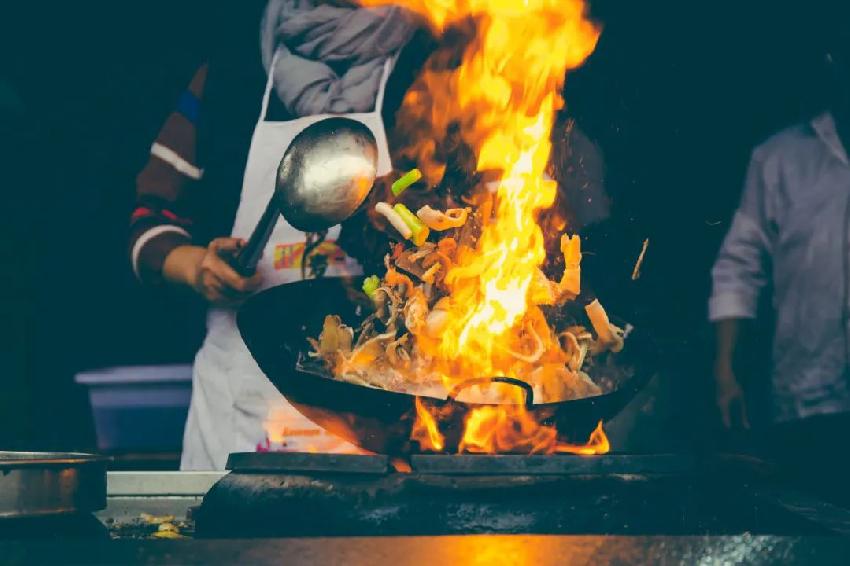 又一地发生煤气爆炸！餐饮老板是时候重视消防安全了