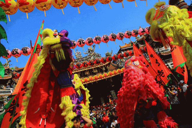 秦皇岛今年最大灯会即将隆重亮相！还有铛铛车免费坐~