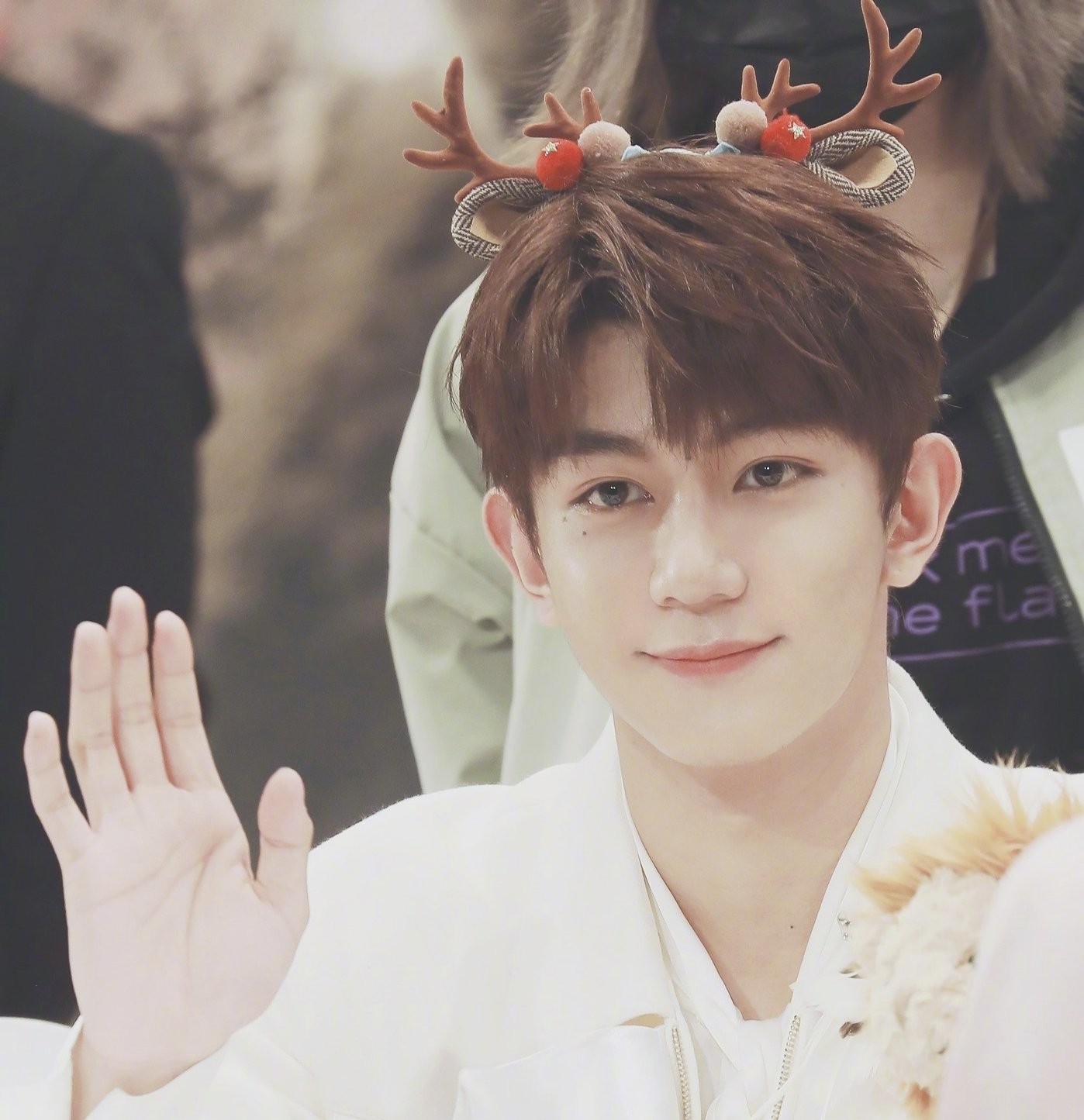 恋爱中，男人也喜欢听好话，学会这样夸他们，能让感情迅速升温