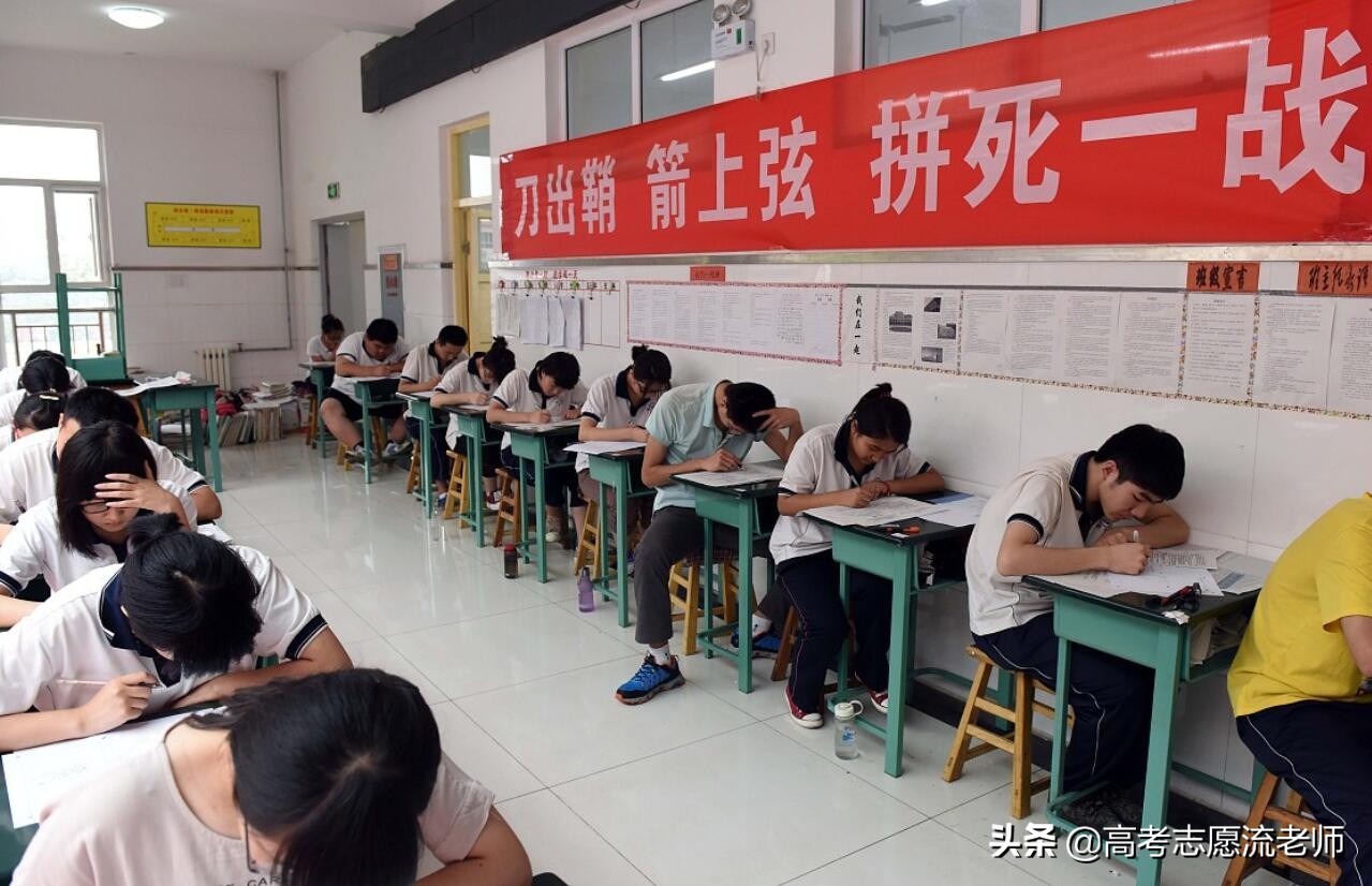 普通高中学校，千人高考生考上七八十个本科，想回家自学可以吗？