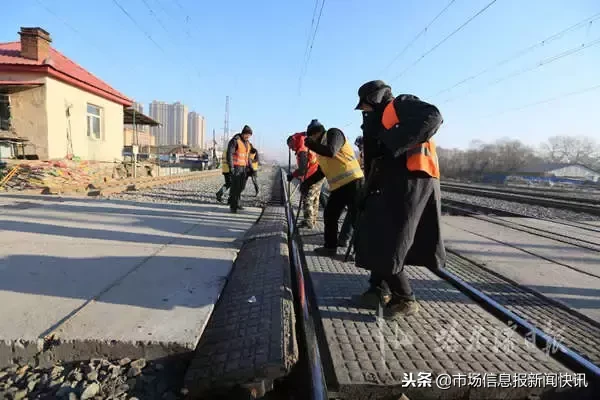 今天，哈尔滨曾经最忙的铁路道口拆了！完成80载历史使命